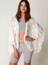 Kimono Womens Sz 0S Lace Ivory Open Front Ruffled Floral Intimately Photo 0