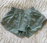 Lululemon Hotty Hot 2.5" Shorts Lined Photo 0
