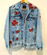 Oversized Denim Jacket with embroidered Roses and Studs. Size Small Photo 0