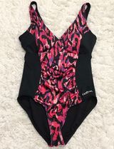 Dolfin Aquashape Ikat V-Neck Printed One piece Swimsuit Black Pink 38/12 Photo 0