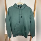 NWT  Dri-Fit hoodie size small Photo 0