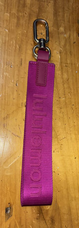 Lululemon  Never Lost Keychain Pink Photo 0