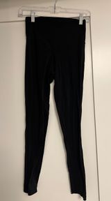Medium  Chill Play Move Black 7/8 Legging Photo 0