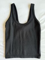 Alo Yoga  Tank  Photo 0