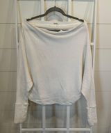 White Long Sleeve Top Photo 0