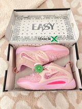 Pink Basketball Shoes Photo 0