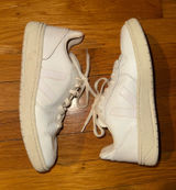 VEJA White Sneakers Photo 0