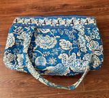 Vera Bradley Bag Photo 0
