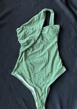 Boutique green one shoulder monokini Photo 0