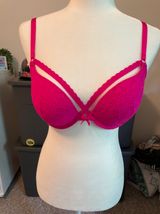 Victoria's Secret Bra Photo 0