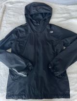 New Balance Lightweight Jacket Photo 0