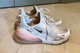 Nike Air Max 270 Shoes Photo 0