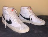 Nike Blazer Mid 77 Photo 0