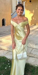 Talulla | Butter Yellow Off The Shoulder Sheath Satin Long Prom Dress Size M Photo 0