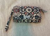 Vera Bradley Lisbon Medallion Wristlet Wallet Photo 0