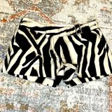 Zebra animal print Express Editor shorts Sz 8 EUC Photo 0