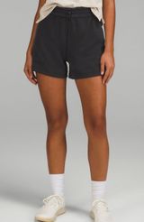 Lululemon High-Rise Shorts Photo 0