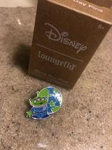 Disney Trading Pin Photo 0