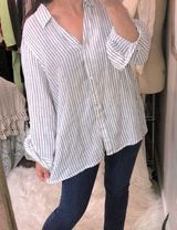 blue & white button down linen top size 2X Photo 0
