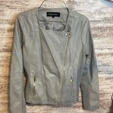 Black‎ Rivet Moto Jacket Size Small Photo 0