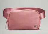 Lululemon Everywhere Belt Bag Photo 0