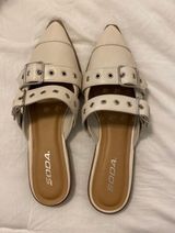 Womens Soda Flat Sandals  Photo 0