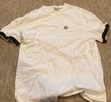 Moncler  white tshirt Photo 0