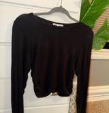 black cropped long sleeve  Photo 0