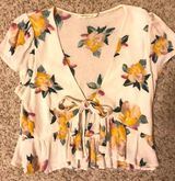 Boutique Floral Cropped Top Photo 0