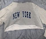 Crop New York Hoodie Size L Photo 0