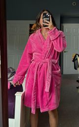 Pink Fuzzy Robe Size M Photo 0