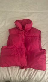 Amazon Puffer Vest Photo 0