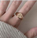 NWOT  gold chunky bee ring Photo 0