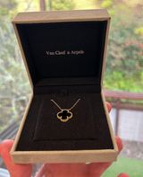 Van cleef and arples Necklace Photo 0