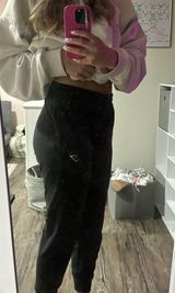 Gymshark Sweatpants Photo 0