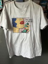 Graphic Tee Size M Photo 0