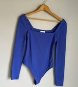 Aritzia Babaton Squareneck Longsleeve Bodysuit Small Photo 0