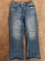 Curve Love Jeans Photo 0