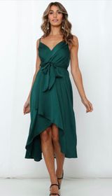 Hello Molly Midi Dress Photo 0