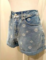 F21 Cuffed Denim Light Blue Daisy Print Jean Shorts - 28 Photo 0