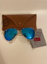 Ray-Ban Blue Aviator Flash Lenses Photo 0