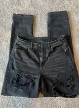 American Eagle Outfitters Mom Jeans Photo 0