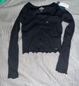 Must Have Button Top Photo 0