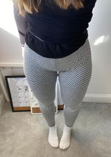 Amazon Leggings Photo 0