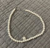 Boutique Pearl Necklace White Photo 0
