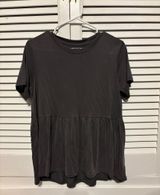 American Eagle gray top Photo 0
