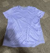 Women’s Large  Dry Fit Tshirt Photo 0