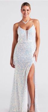 Windsor Prom Dress Photo 0