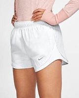 Nike White Shorts Photo 0