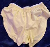 Nike yellow  shorts Photo 0